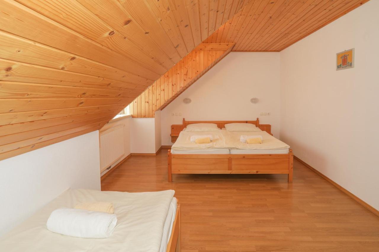 Farm Holidays Povsin Блед Экстерьер фото