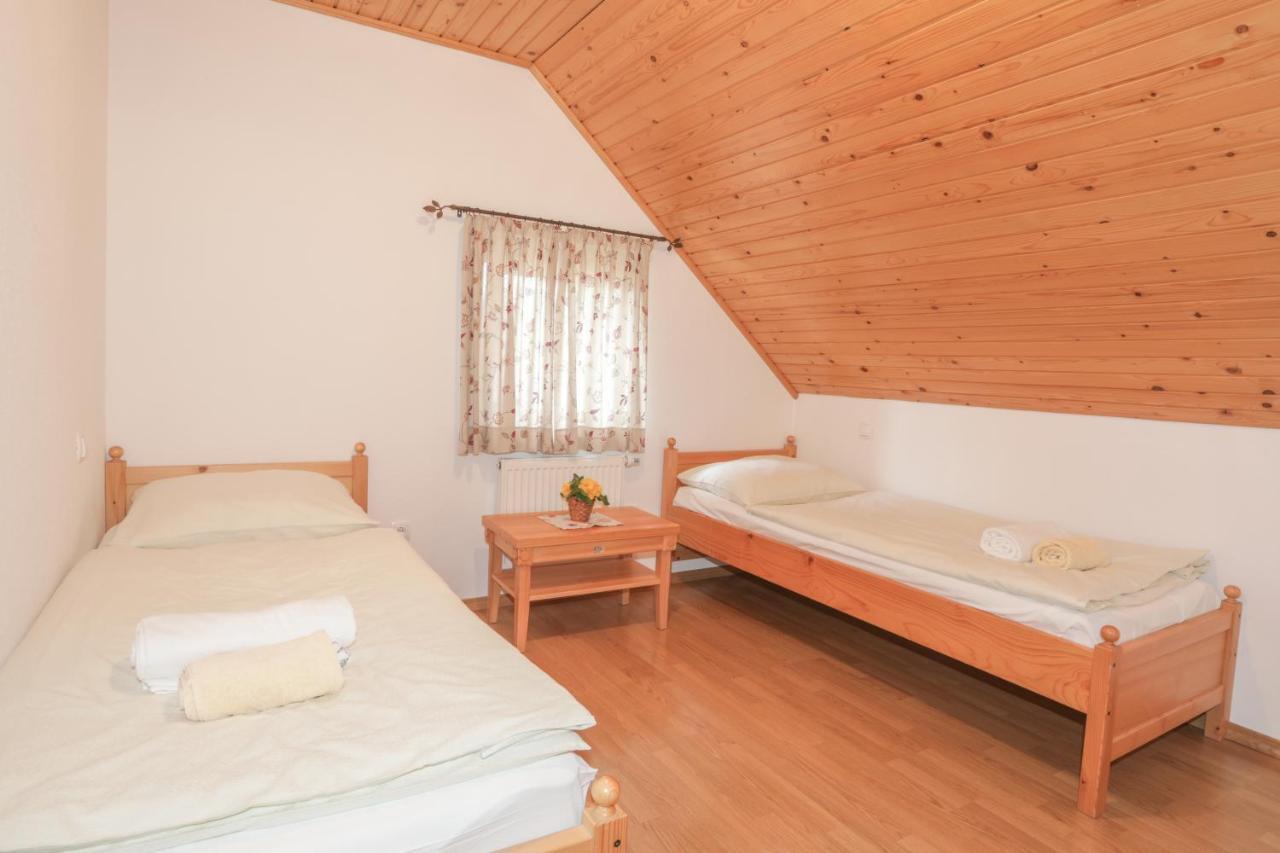 Farm Holidays Povsin Блед Экстерьер фото