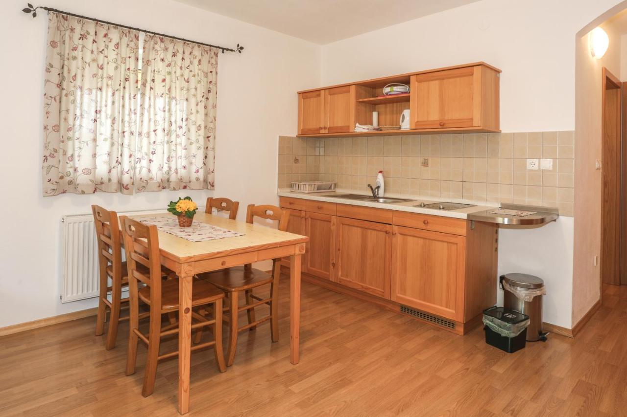 Farm Holidays Povsin Блед Экстерьер фото
